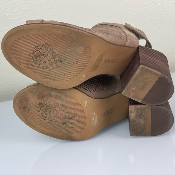 Vince Camuto Sz 7.5 Suede Cutout Ankle Wrap Heel - Picture 13 of 14